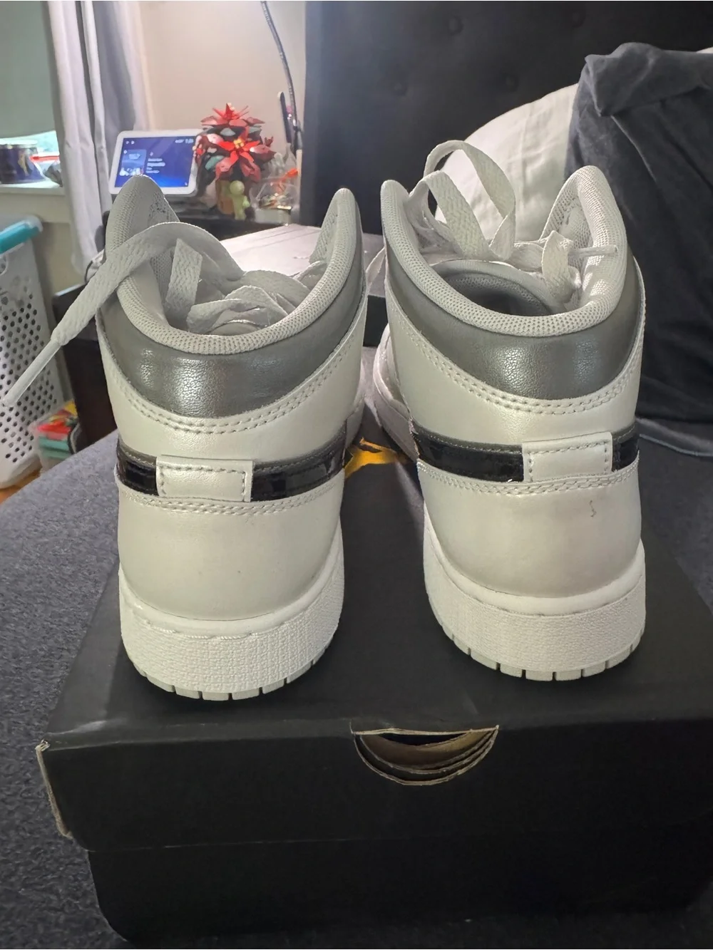 Nike Air Jordan 1 Mid — White, Gray & Black